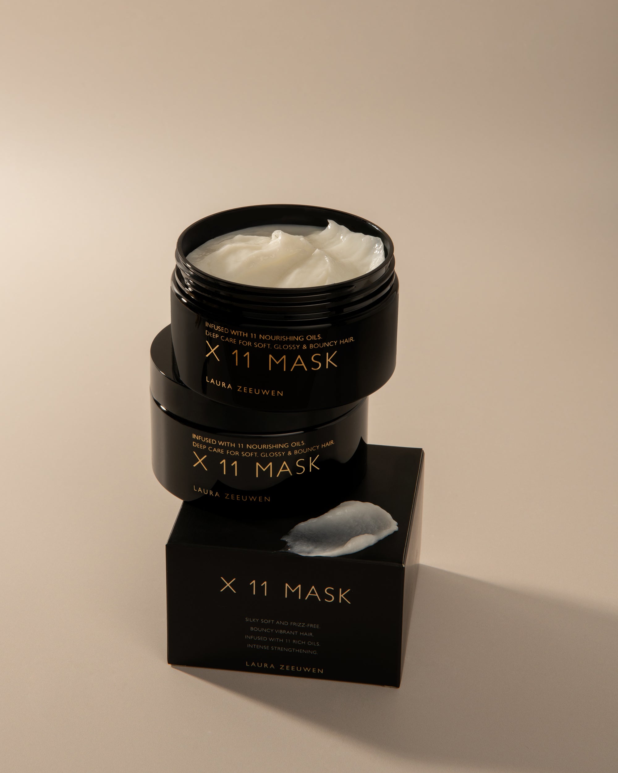 X 11 Mask – LauraZeeuwen